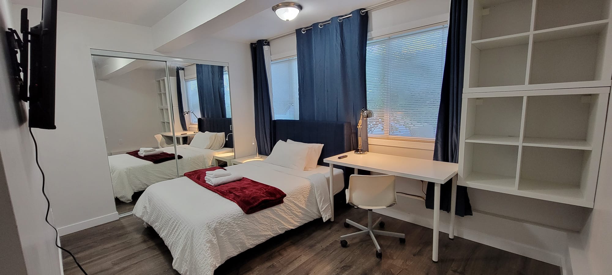 Featured view of Room Q